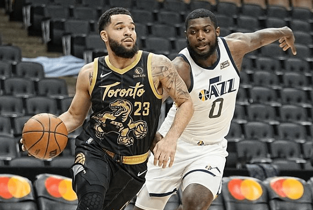 来cba季后赛cba半决赛辽粤大战胡明轩