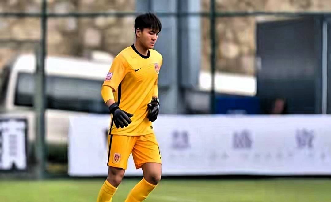 转会期上海申花备战意大利杯，防线松动细节曝光，震撼外界，心理建设被强调的简单介绍-米兰app下载