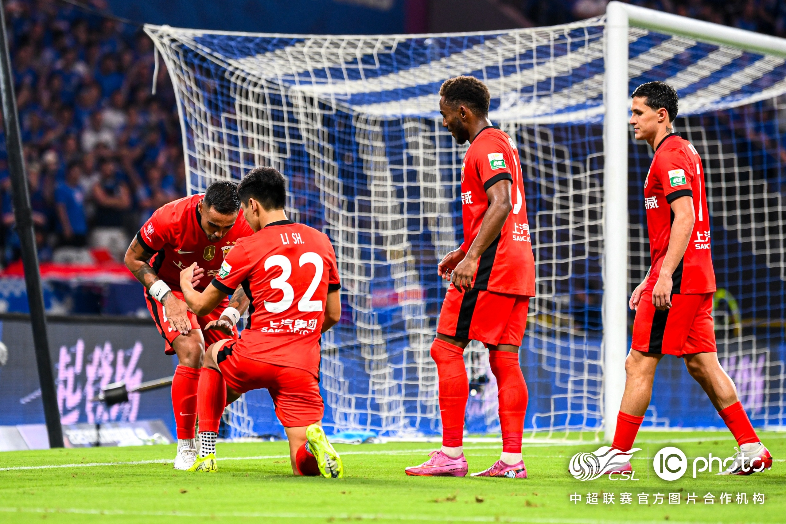 关于今晨上海申花状态回暖——德甲节点到来；气氛紧张；赛程密集仍需轮换的信息-米兰网页版